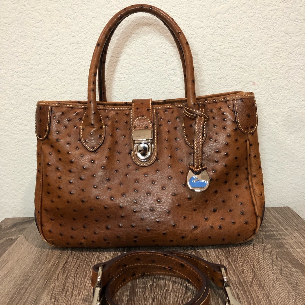 Dooney and bourke Purse